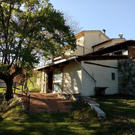 Bed & Breakfast Sentiero 54 Cantiano Exterior foto