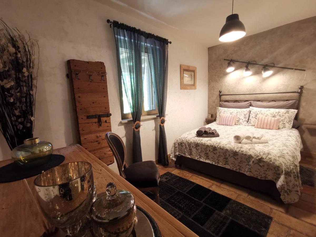 Bed & Breakfast Sentiero 54 Cantiano Exterior foto